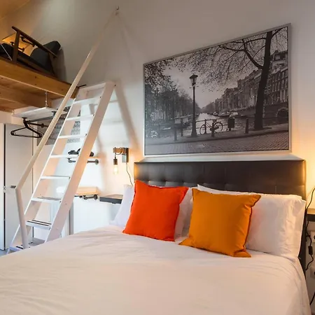 Apartment Chic Loft